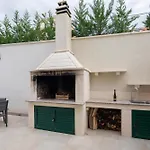 Epetium Villa *