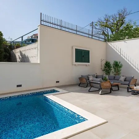 Epetium Villa