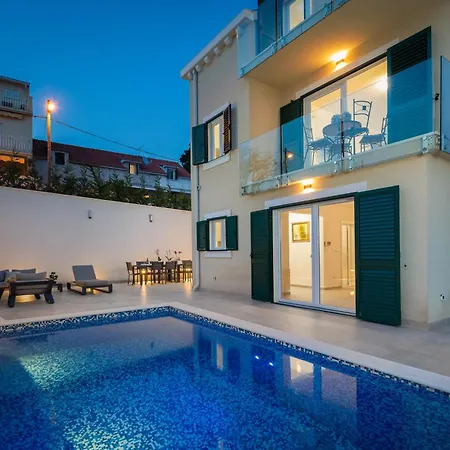 Epetium Villa