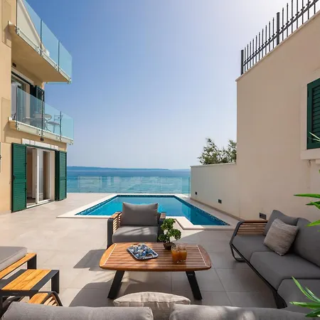 Epetium Villa *