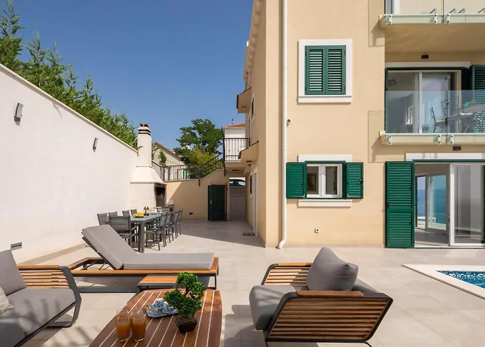 Willa Epetium *